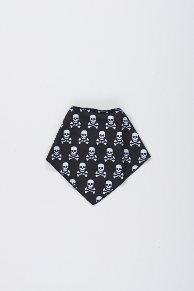 BOOTIQUE SKULL & CROSSBONES DOG BANDANA – $8.88 (3)