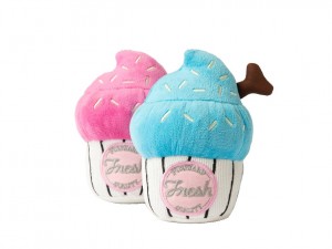 Fuzzyard cupcake squeaky toy